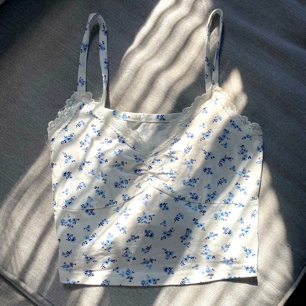 Shein - Blue Flower - Cropped Top